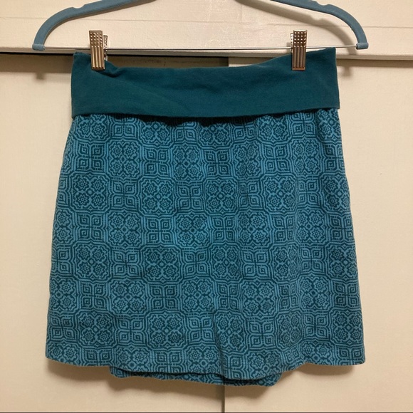 Adorable Prana print skirt - Picture 1 of 3